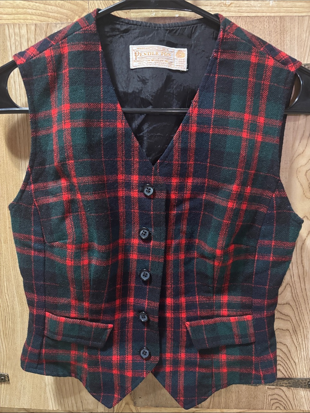 Vintage Pendleton 100% virgin wool plaid vest red green size 6 womens M